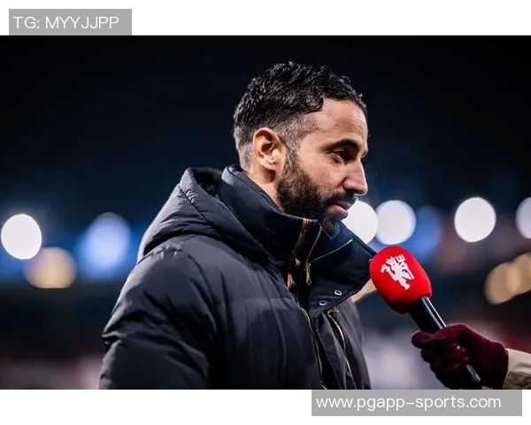 曼联球迷五连胜才理发拉门斯期待再赢两场继续庆祝 曼联球迷五连胜才理发拉门斯期待再赢两场继续庆祝