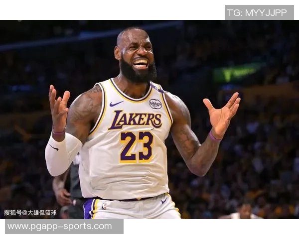 里夫斯赞詹姆斯乐观态度能增强自信心始终保持微笑从不显露低落情绪 里夫斯赞詹姆斯乐观态度能增强自信心始终保持微笑从不显露低落情绪